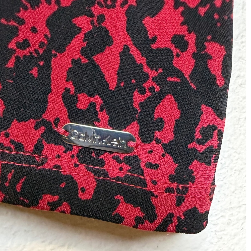 Calvin Klein 1X Red Black Abstract Animal Print V-Neck Smocked Office Blouse Top - Picture 6 of 14